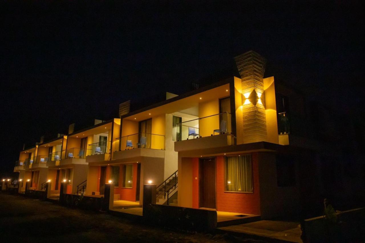 Leena Resort Garudeshwar Exterior foto